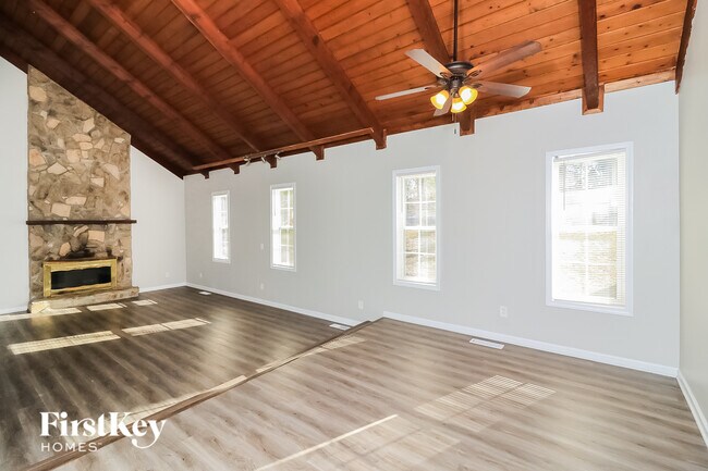 3445 Pebble Hill Dr in Marietta, GA - Foto de edificio - Building Photo