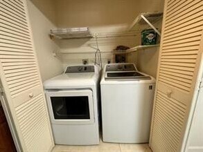 9649 Riverside Dr in Coral Springs, FL - Building Photo - Building Photo