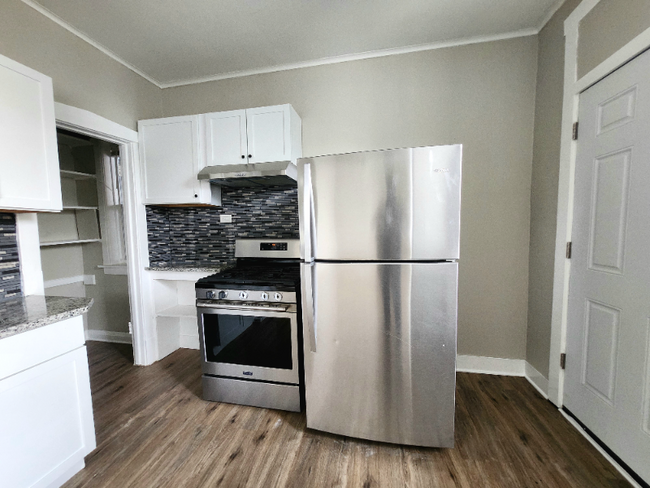 7848 S Burnham Ave in Chicago, IL - Building Photo - Building Photo