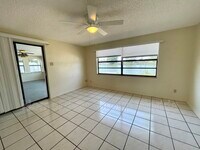 4717 Phoenix Ave photo'