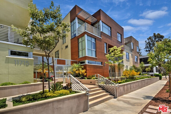 property at 11715 W Bellagio Pl