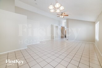 5057 W Chicago Cir S in Chandler, AZ - Foto de edificio - Building Photo