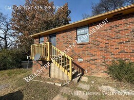 4417 Central Valley Dr in Nashville, TN - Building Photo