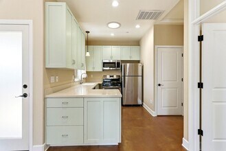 411-B S Branciforte Ave in Santa Cruz, CA - Building Photo - Building Photo