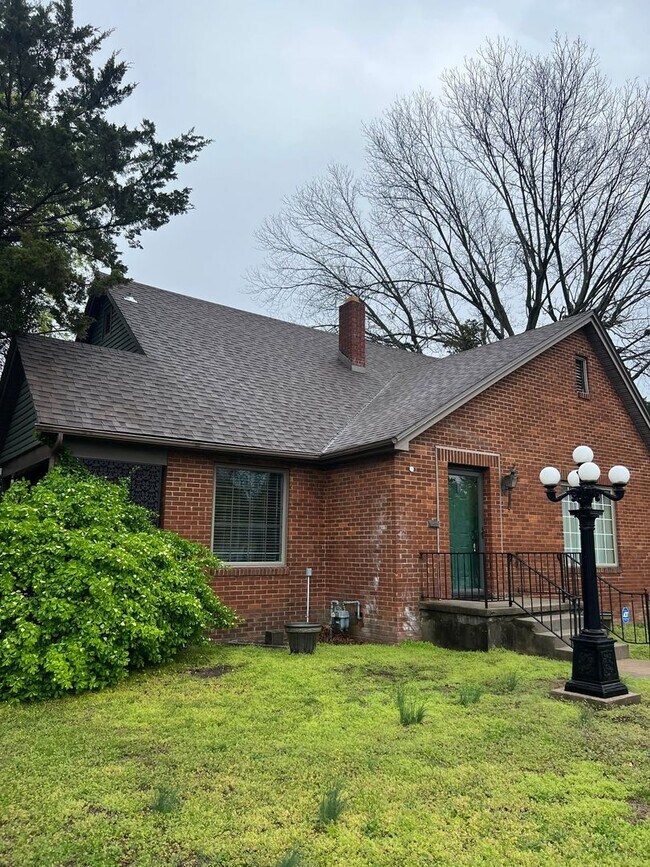property at 411 S Jackson Ave