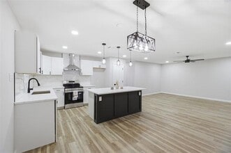 214 W Madison St in Hillsboro, TX - Building Photo - Building Photo