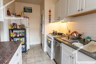32 Park Vale Ave, Unit 7 in Boston, MA - Building Photo - Building Photo