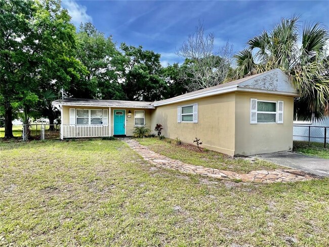 3902 W Iowa Ave in Tampa, FL - Building Photo - Building Photo