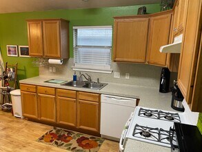 MAY PRE-LEASE!!!!  Adorable 3 Bedroom Home in College Station, TX - Building Photo - Building Photo