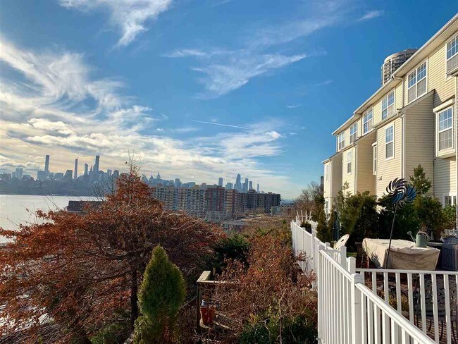 54 Bergen Ridge Rd in North Bergen, NJ - Building Photo - Building Photo