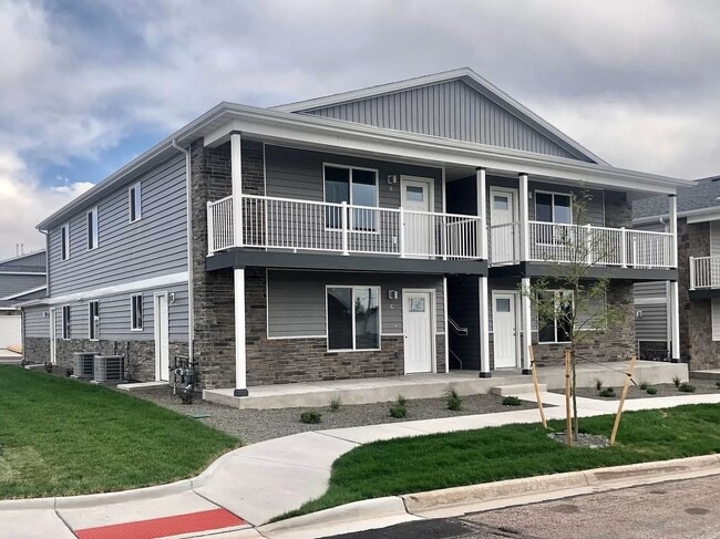6334 Yellowstone Rd, Unit B
