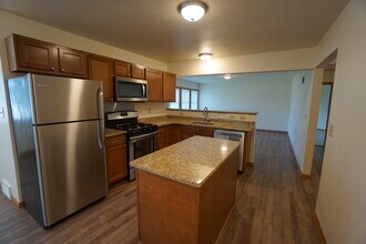 2037 S Main St in West Bend, WI - Building Photo - Building Photo