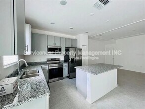 34152 Cinder Wy in Wesley Chapel, FL - Building Photo - Building Photo