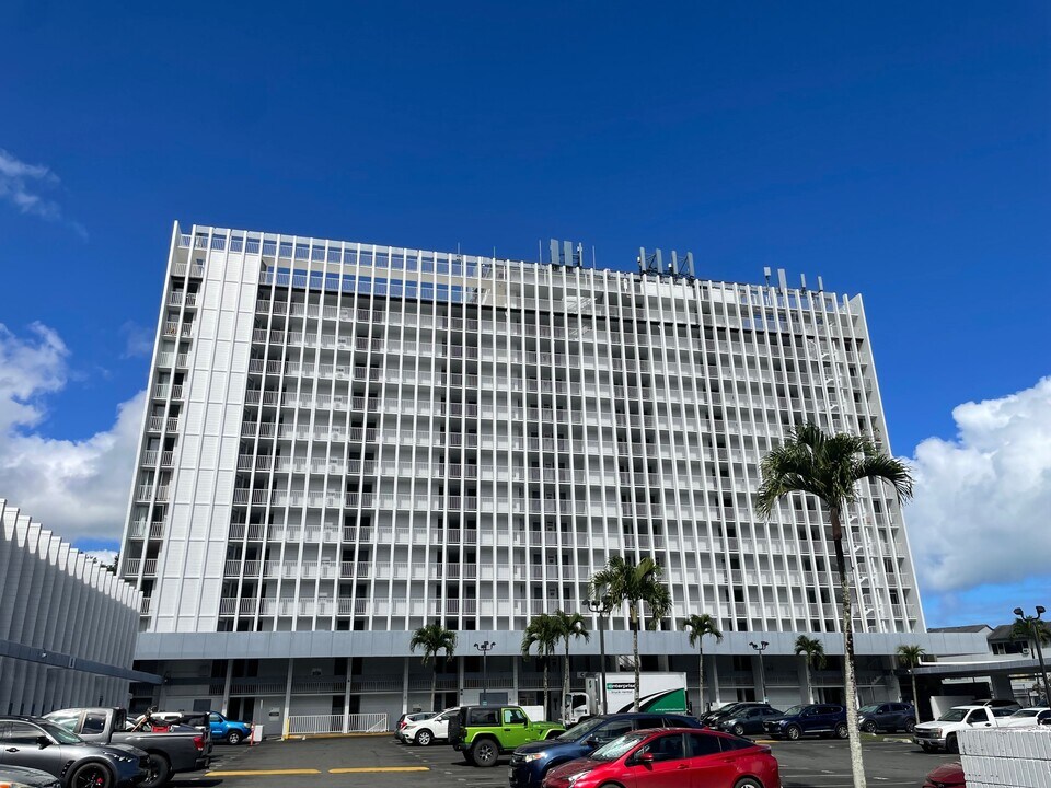 46-283 Kahuhipa St, Unit 1106 in Kaneohe, HI - Building Photo