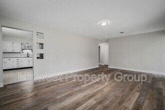 7 St George Ct in Florissant, MO - Building Photo - Building Photo