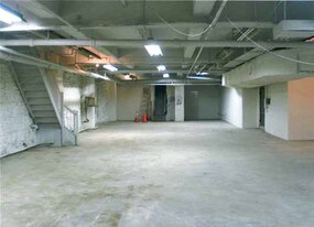 2-4 W 29th St in New York, NY - Building Photo