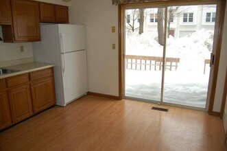 380 Hitchcock Rd in Waterbury, CT - Building Photo - Building Photo