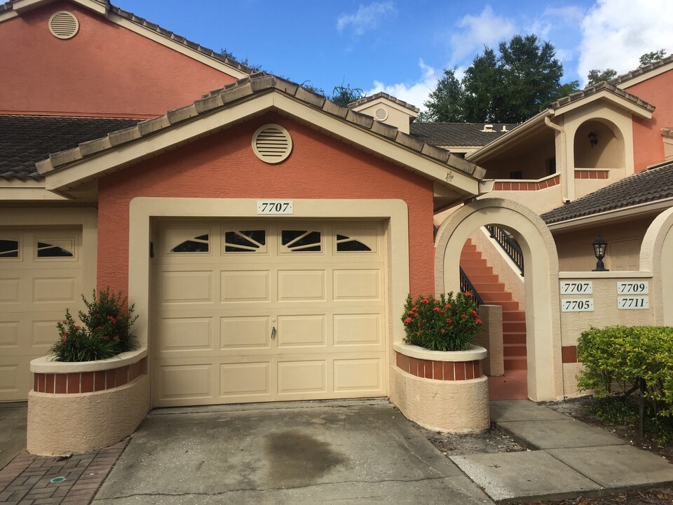 7707 Sugar Bend Dr in Orlando, FL - Building Photo