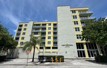 1350 NW 8th Ct in Miami, FL - Building Photo - Building Photo