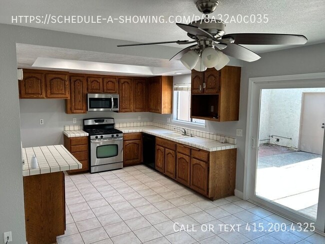 10161 Cabo Dr in Westminster, CA - Building Photo - Building Photo