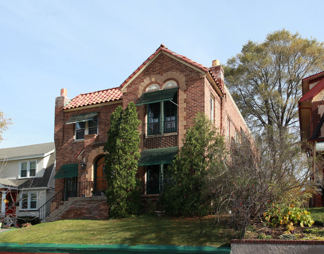 3509 Colfax Ave S in Minneapolis, MN - Building Photo - Building Photo