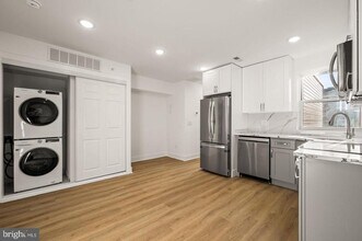 2104 N 8th St in Philadelphia, PA - Building Photo - Building Photo