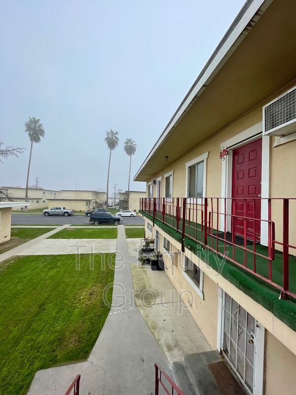 property at 830 Davis St