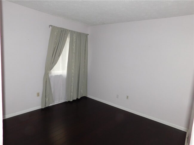 property at 447 Eastbrooke Ln
