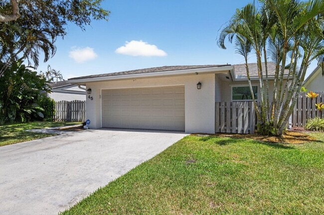 45 Baytree Cir in Boynton Beach, FL - Building Photo - Building Photo
