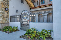 Villa San Clemente in Ventura, CA - Foto de edificio - Building Photo