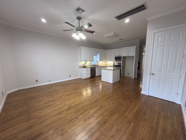 1108 W 22nd St in Houston, TX - Building Photo - Building Photo