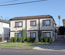 7224 Independence Ave in Canoga Park, CA - Building Photo - Building Photo