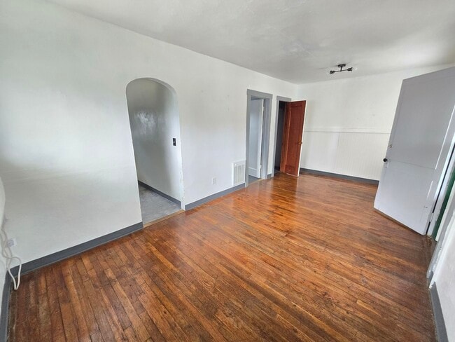 313 Shadowrock Dr in Forsyth, MO - Building Photo - Building Photo