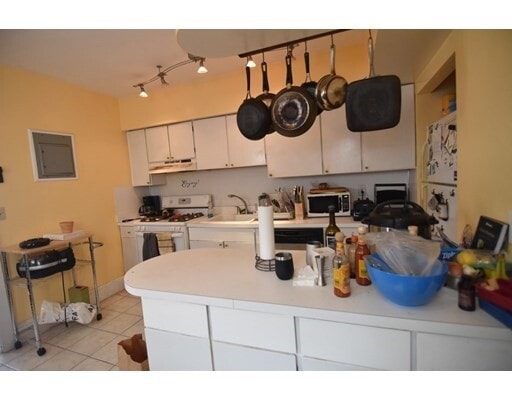 110 Lanark Rd