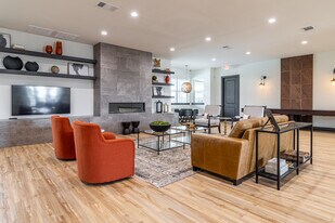 The Grove in Sherman, TX - Building Photo