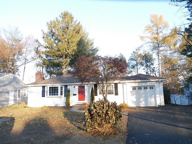 property at 72 Knollwood Rd