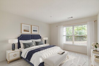 Everly Darien in Darien, CT - Foto de edificio - Building Photo
