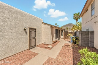 4772 W Marco Polo Rd in Glendale, AZ - Building Photo - Building Photo