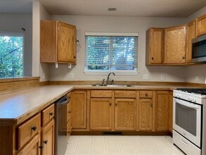 2512 Daisy Dr in Bozeman, MT - Building Photo - Building Photo