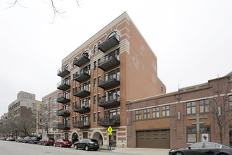 1355 W Washington Blvd in Chicago, IL - Building Photo - Building Photo