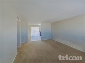 17832 N 31st Ave in Phoenix, AZ - Building Photo - Building Photo