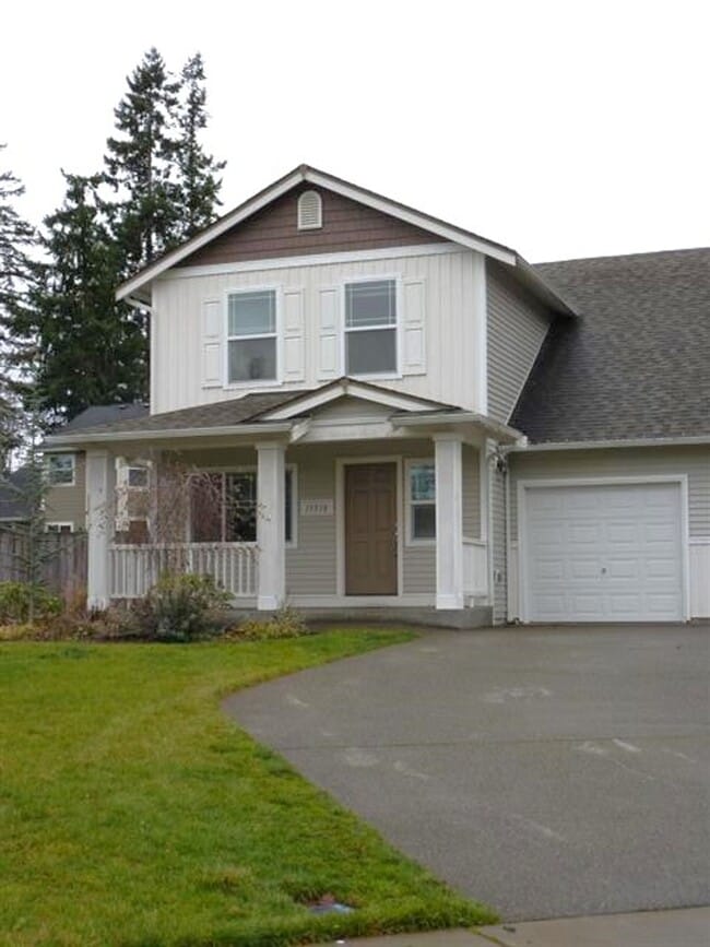 property at 15516 87th Ave E