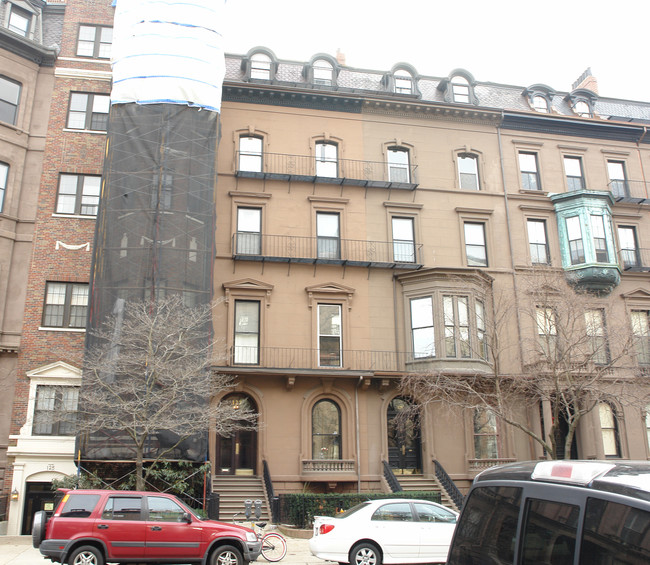 127 Beacon St in Boston, MA - Building Photo - Building Photo