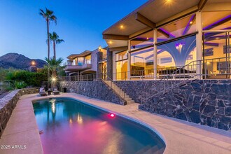 4002 E Lamar Rd in Paradise Valley, AZ - Building Photo - Building Photo