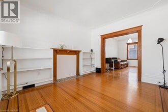 35 Gage Ave S in Hamilton, ON - Building Photo - Building Photo