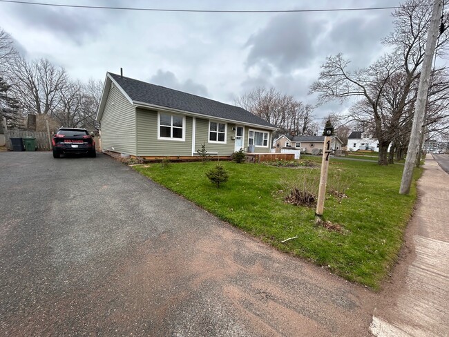 17 Beasley Ave in Charlottetown, PE - Building Photo - Building Photo