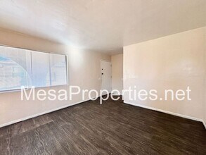 16142 Orange St in Hesperia, CA - Foto de edificio - Building Photo