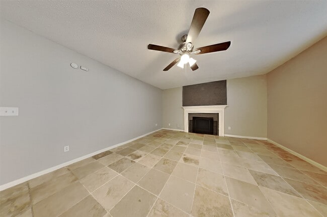 17322 Harmony Hill Dr in Spring, TX - Building Photo - Building Photo