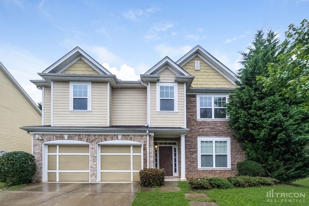 4314 Savannah Ln in College Park, GA - Building Photo
