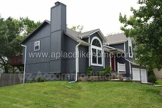 6303 W 155th Pl in Overland Park, KS - Building Photo - Building Photo